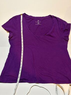 New York & Company Women’s XL Purple V-Neck Slub Knit T-Shirt Casual Basic Tee